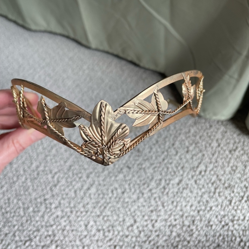 Elegant Gold Leaf Headband